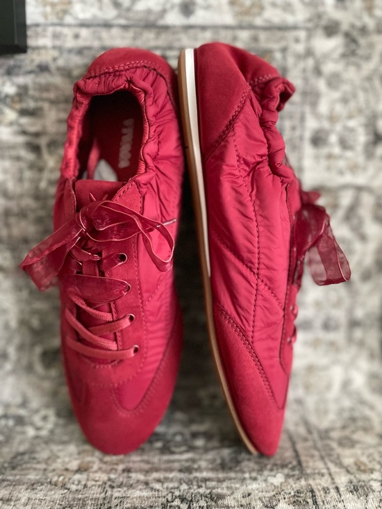 Vivaia Shoes - Vivaia Yancy Sneakerina Jogger Red Size 7 (38) Ribbon Lace Sneaker